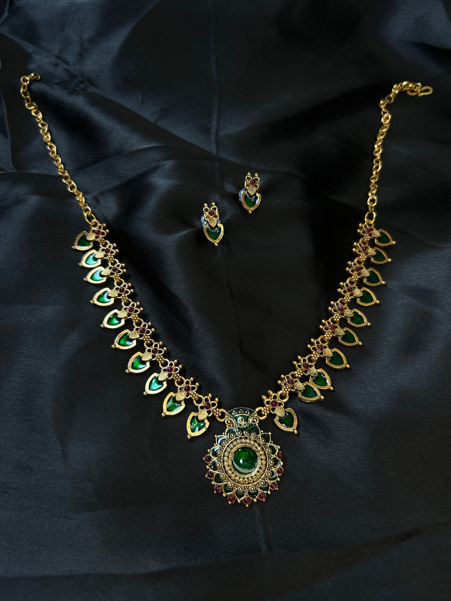 Palaka Necklace