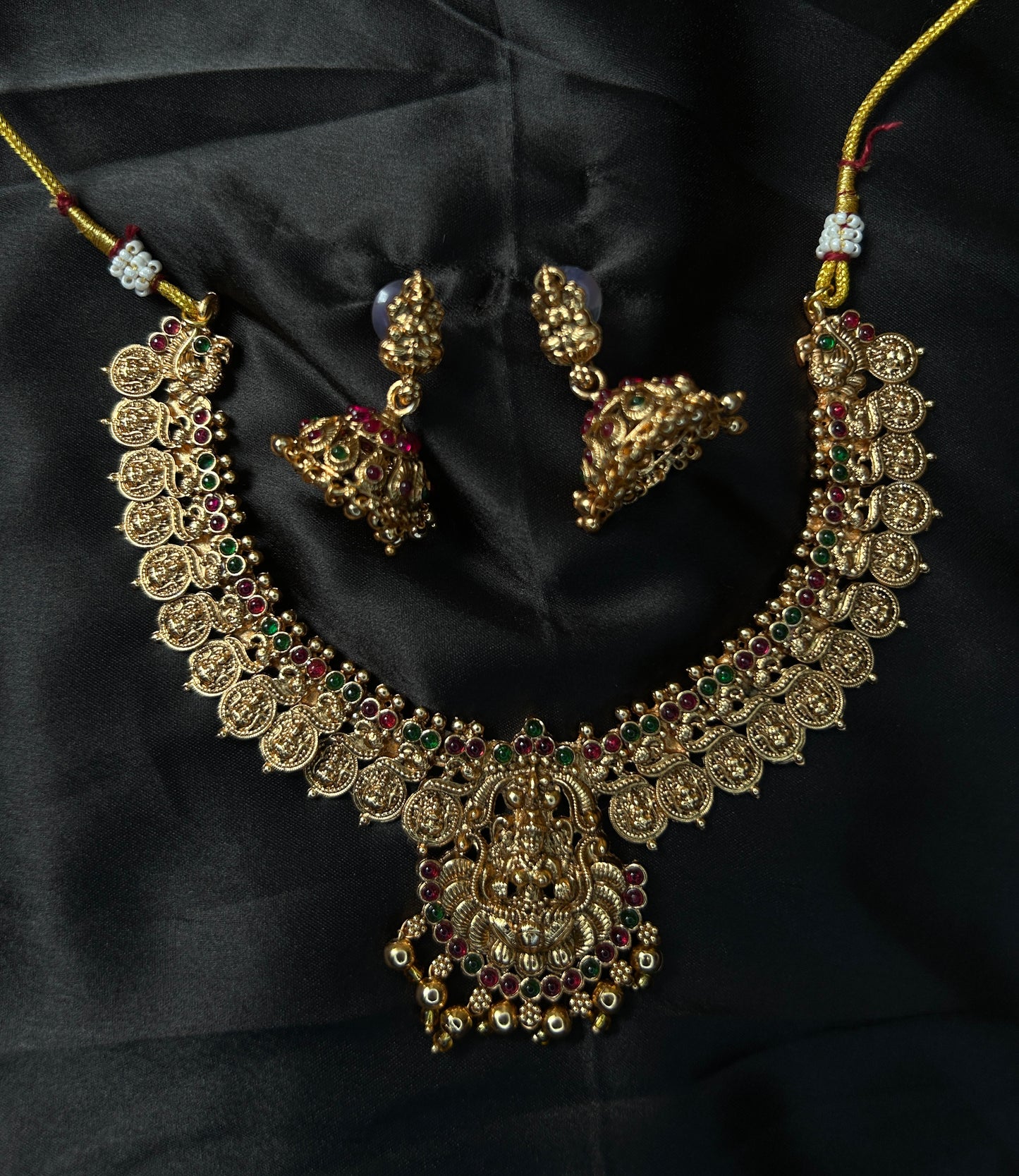 Lakshmi Neckset