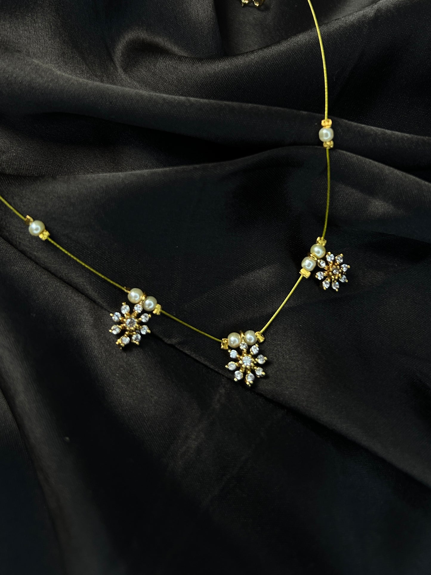 Floral Invisible AD Chain