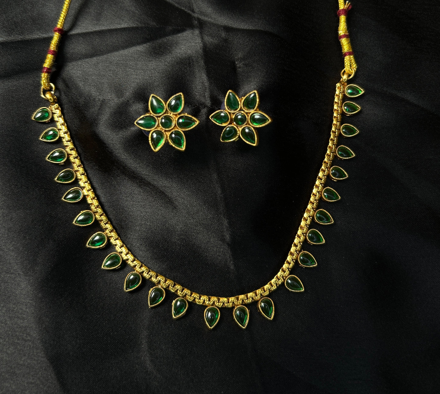 Green & Multi Necklace