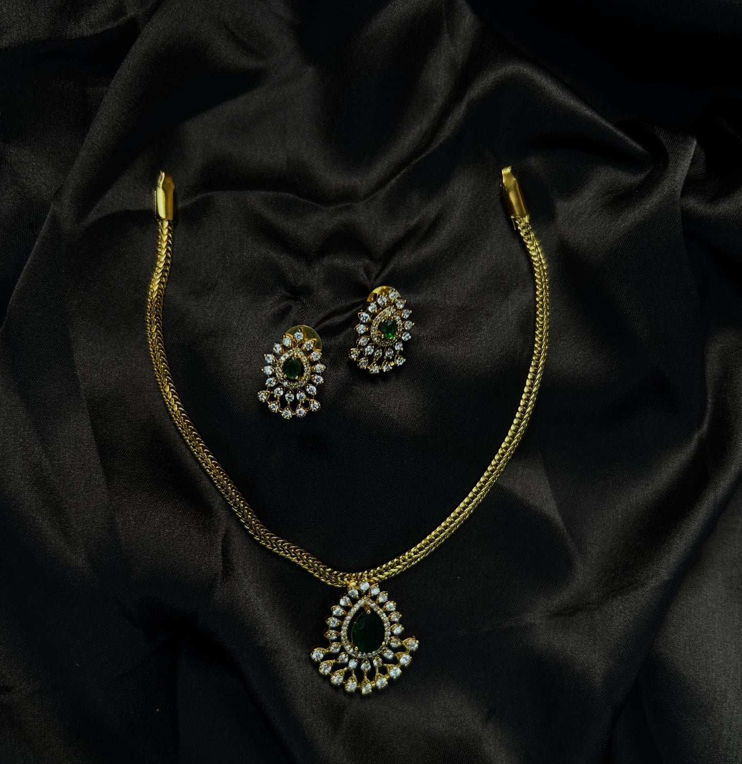 Diamond Pendant Chain